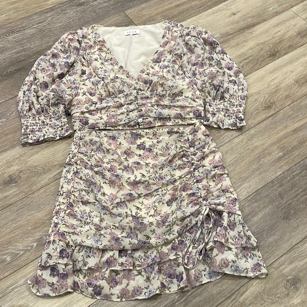 Avis set L top M skirt